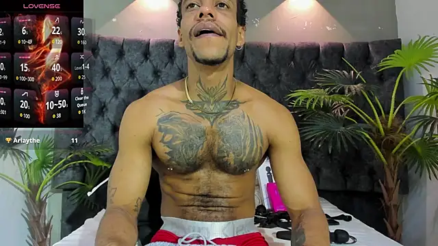 XXX chat uživo modela Salomon_koude