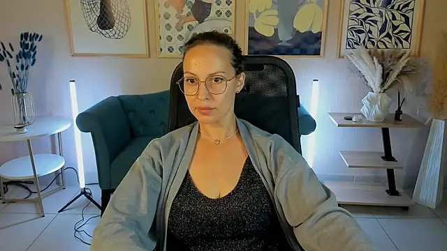 Charlotte_Hudson's Live XXX Chat