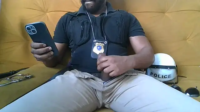 Chatroom XXX en direct de TonyBiker