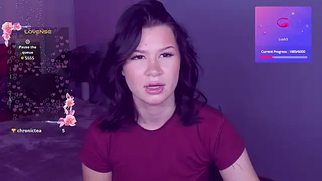 SaraBrownie's Live XXX Chat