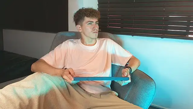Tyler_Mcrey Live XXX-chat
