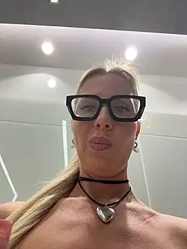 LisaMurr's Live XXX Chat