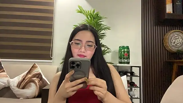 DainaSpector – Live XXX-chat