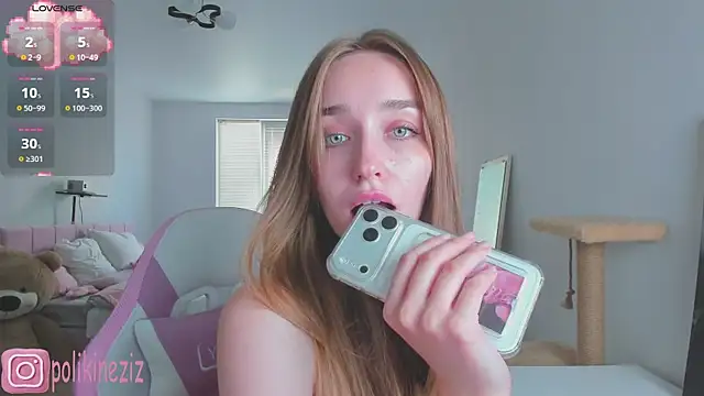 MoonDust's Live XXX Chat