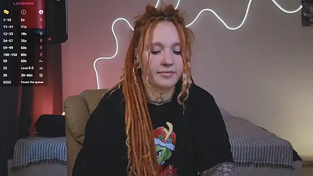 The_Full_Red_Moon's Live XXX Chat