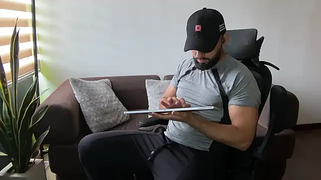 Rob_fabn Live XXX chat