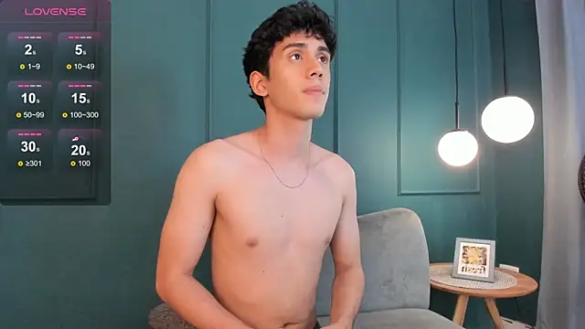 Chat XXX en directo de Milan_saint