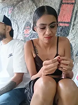 Chat XXX ao vivo de Leslly_