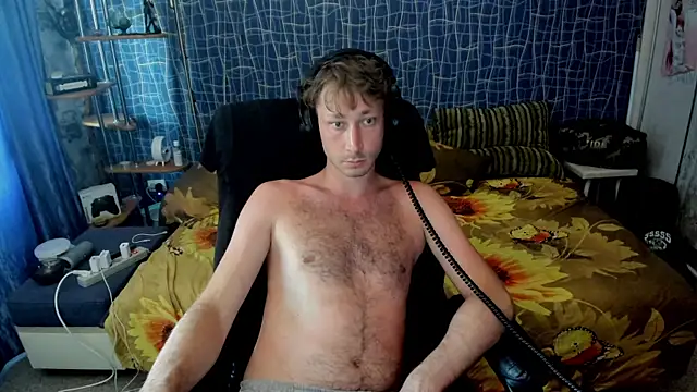 CuteBoy228's Live XXX Chat