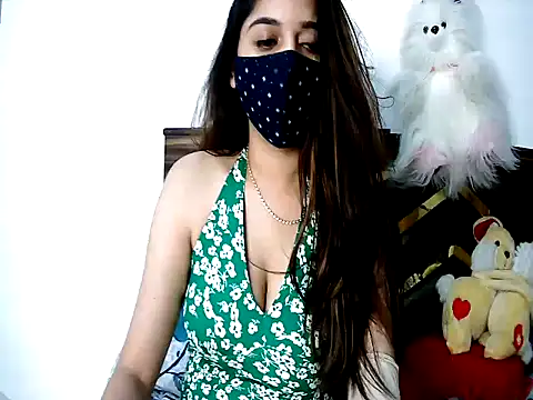 Gloie4u's Live XXX Chat