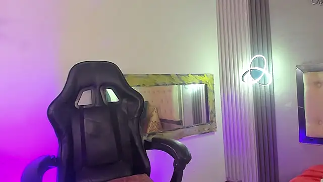 Chat +18 de Evaa_white ao vivo