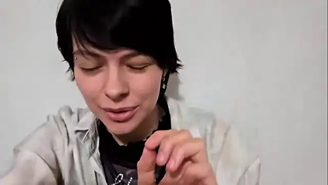 Lucysidle's Live XXX Chat
