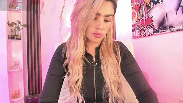 Agatha210 现场XXX聊天