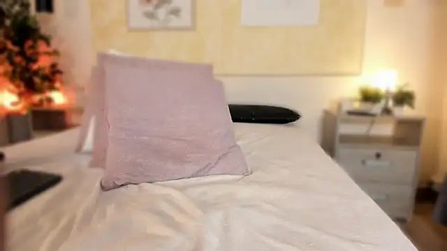 Онлайн чат XXX mia_crawford