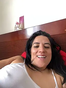 Mila_rebel ওয়েবক্যাম শো