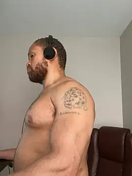 Fathero1time élő XXX-chatje