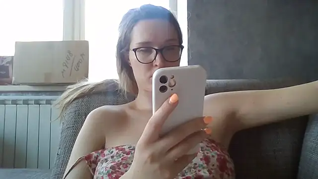 Jugira's Live XXX Chat