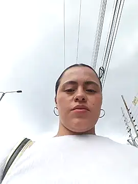 צ'אט XXX בשידור חי של ALEJA__22