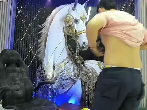 Онлайн чат XXX Benjamin_Alam