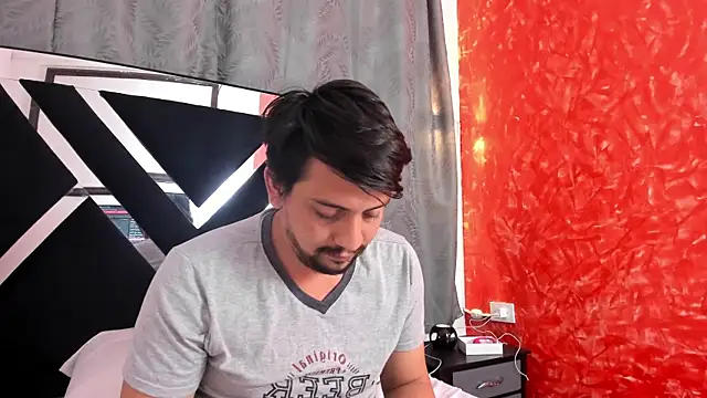 MikeBayers69 Chat XXX live
