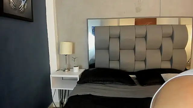 Charlie___Musk 라이브 XXX 채팅