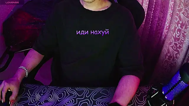 Pokazy przed kamerką – ZXCENSORED-