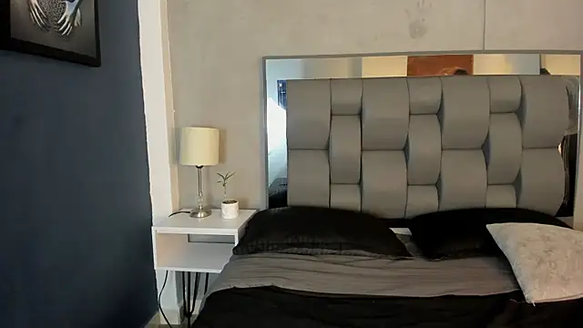 XXX chat uživo modela Charlie___Musk