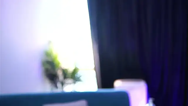 XXX chat uživo modela Aisha_Bee