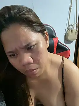 Czat XXX na żywo – -CLARAMommy-