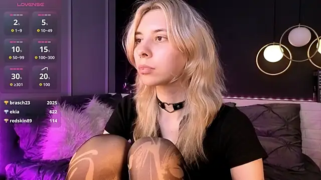Camilla_Evers Chat XXX in diretta