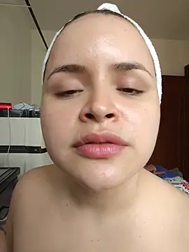 SeleneLuminari8's Live XXX Chat