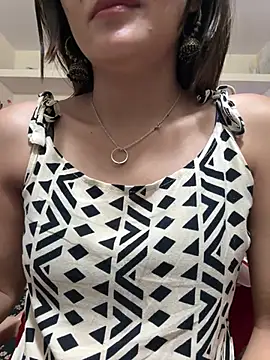 Smiley_girl23's Live XXX Chat