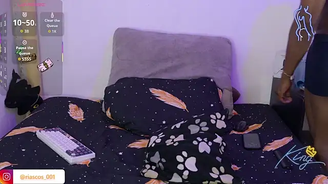 ReyKen- Live XXX-chat