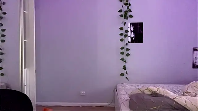 CoralBarra's Live XXX Chat