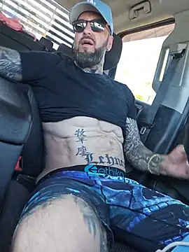 Beardedtattood 现场XXX聊天
