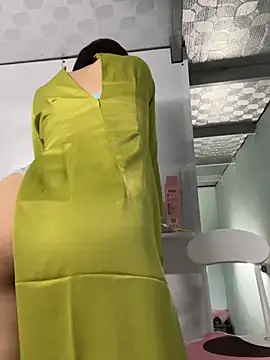 Nana-19 live XXX chat