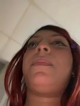 XXX chat uživo modela GiaRedd