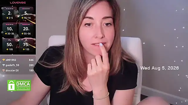 צ'אט XXX בשידור חי של SuggestiveBehavior