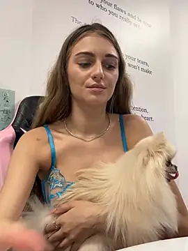 Živý XXX chat AdissonLane
