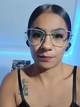 Leslly_ Adlı Modelin Canlı XXX Sohbeti
