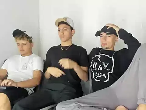 Charlie_Scorpion Live XXX Chat