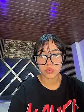 Živý XXX chat Amy_channel