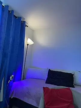 AndreaVel – Naživo XXX chat