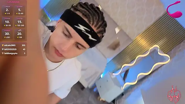 Kyler_tay's Webcam Show