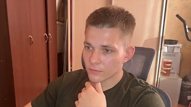 Nikclak Live XXX Chat