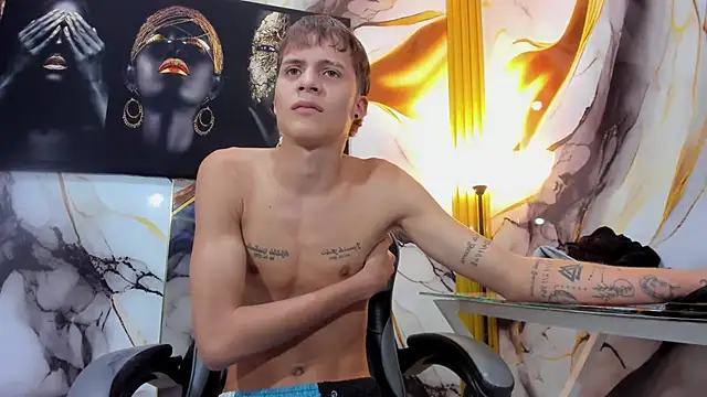 Chat +18 de mono_blonde ao vivo