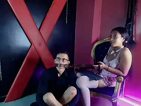 Lia_Marek Chat XXX in diretta