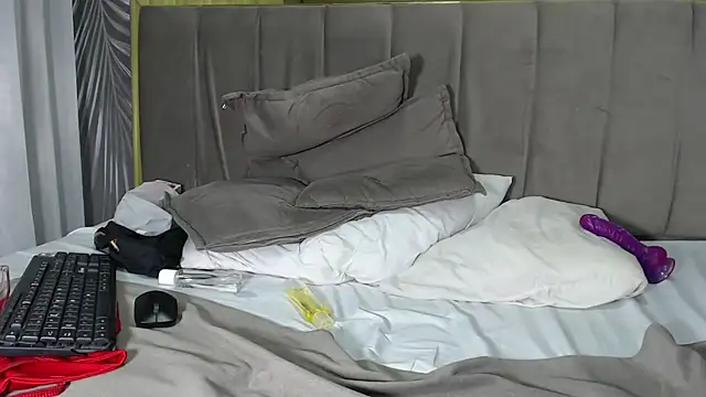 Lilith_NoirF – Naživo XXX chat