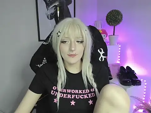 NikaDream Adlı Modelin Canlı XXX Sohbeti