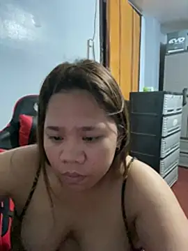 -CLARAMommy-'s Live XXX Chat